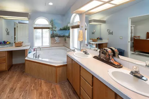 59988 Navajo Rd, Bend, OR 97702 photo 8