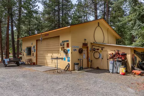 59988 Navajo Rd, Bend, OR 97702 photo 11