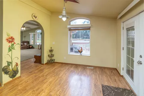 59988 Navajo Rd, Bend, OR 97702 photo 5