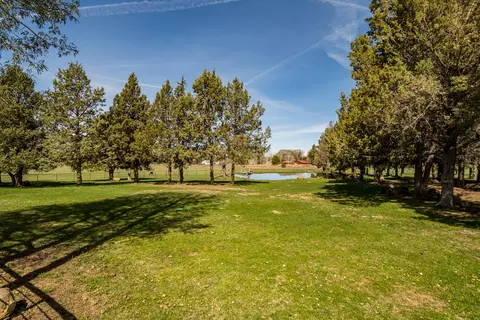 View/Area - 65900 Cline Falls Rd, Bend, OR 97703 photo 7 of 13