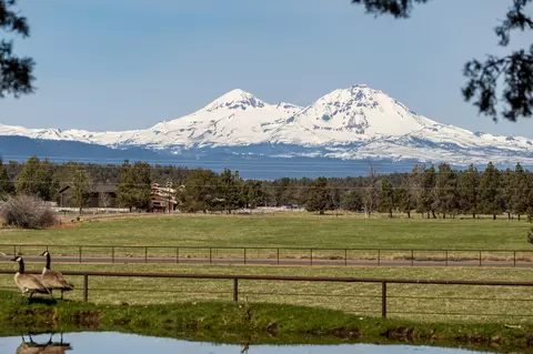 View/Area - 65900 Cline Falls Rd, Bend, OR 97703 photo 2 of 13