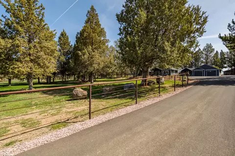 View/Area - 65900 Cline Falls Rd, Bend, OR 97703 photo 5 of 13
