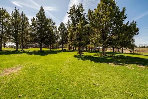 Exterior - 65900 Cline Falls Rd, Bend, OR 97703 photo 18 of 36