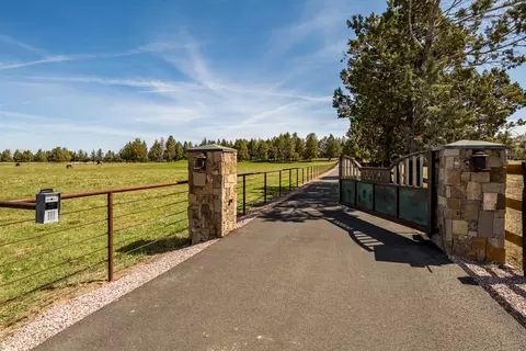 View/Area - 65900 Cline Falls Rd, Bend, OR 97703 photo 13 of 13