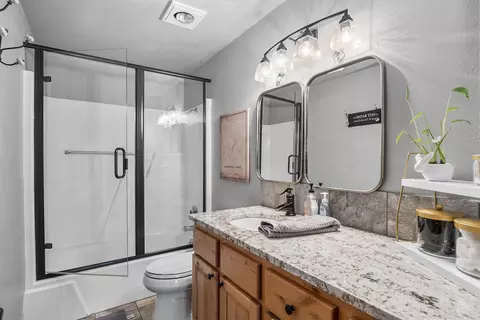 Bath - 65900 Cline Falls Rd, Bend, OR 97703 photo 1 of 5