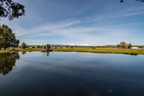 View/Area - 65900 Cline Falls Rd, Bend, OR 97703 photo 3 of 13