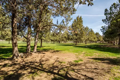Exterior - 65900 Cline Falls Rd, Bend, OR 97703 photo 19 of 36