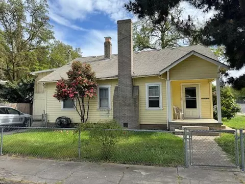 225 Cottage St, Medford, OR 97504