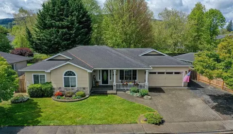 323 Donna Way, Central Point, OR 97502