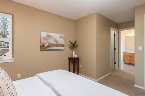19827 Powers Rd, Bend, OR 97702 photo 12