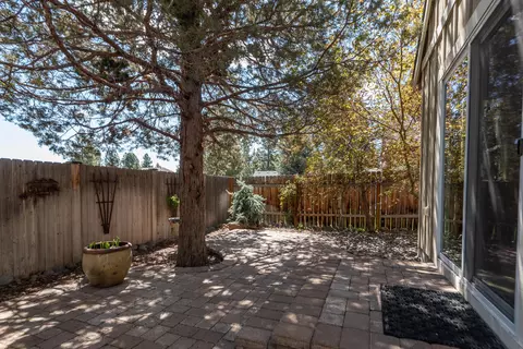 19827 Powers Rd, Bend, OR 97702 photo 24