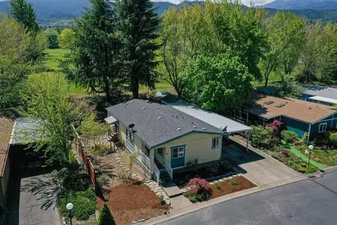 215 Tolman Creek Rd #38, Ashland, OR 97520