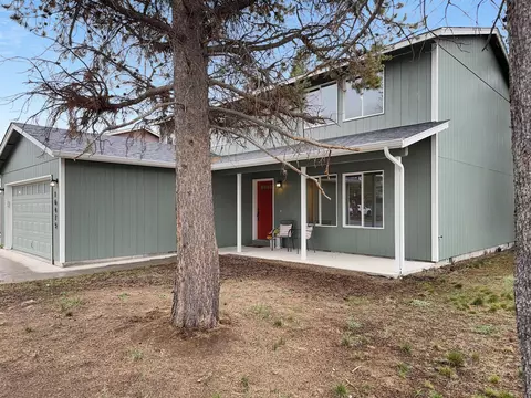 16475 Carter Ct, La Pine, OR 97739 photo 2