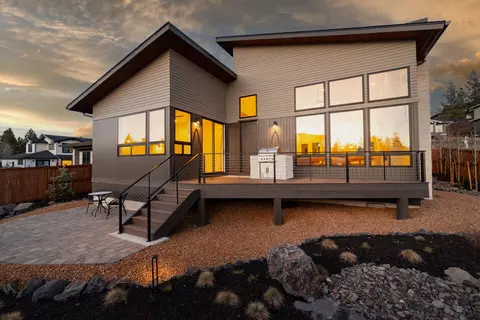 Exterior - 62675 NW Ember Pl, Bend, OR 97703 photo 3 of 6
