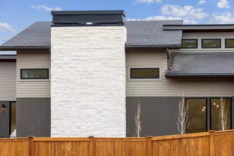 Exterior - 62675 NW Ember Pl, Bend, OR 97703 photo 5 of 6