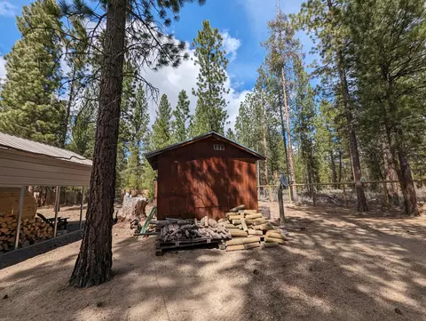 Exterior - 149307 Viola Cir, La Pine, OR 97739 photo 8 of 13