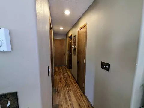 Entry Way - 149307 Viola Cir, La Pine, OR 97739 photo 1 of 1