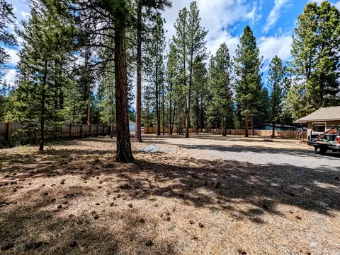 Exterior - 149307 Viola Cir, La Pine, OR 97739 photo 11 of 13