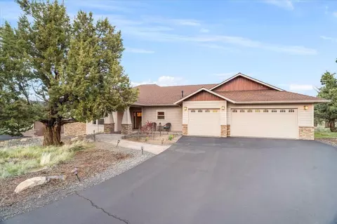 288 Highland Meadow Loop, Redmond, OR 97756