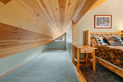 Entry Way - 56721 Bandley Rd, Bend, OR 97707 photo 1 of 1