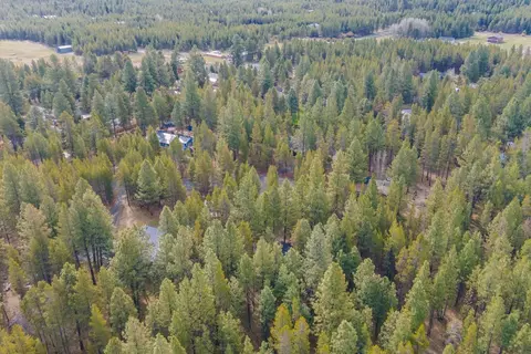 View/Area - 56721 Bandley Rd, Bend, OR 97707 photo 10 of 11
