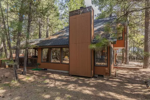 Exterior - 56721 Bandley Rd, Bend, OR 97707 photo 13 of 15