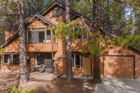 56721 Bandley Rd, Bend, OR 97707
