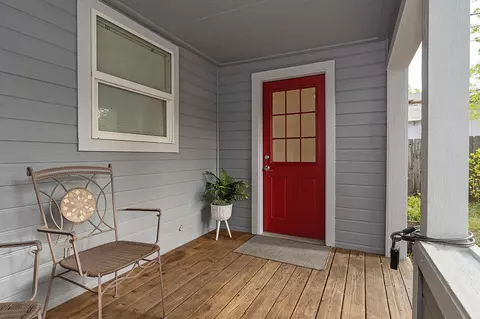 550 Ray Ln, Ashland, OR 97520