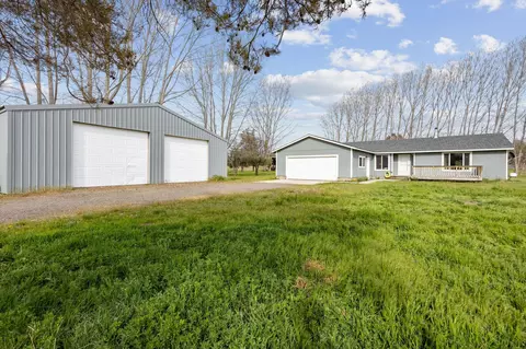 12800 SE Cowboy Ct, Prineville, OR 97754