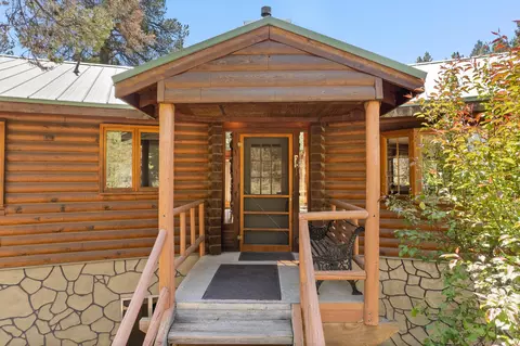 56838 Spring River Dr, Bend, OR 97707 photo 9