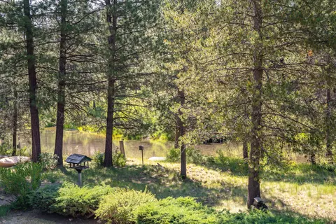 56838 Spring River Dr, Bend, OR 97707 photo 43