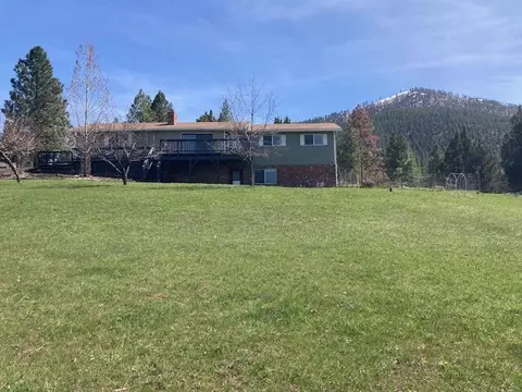 324 Edgewood Dr, Canyon City, OR 97820