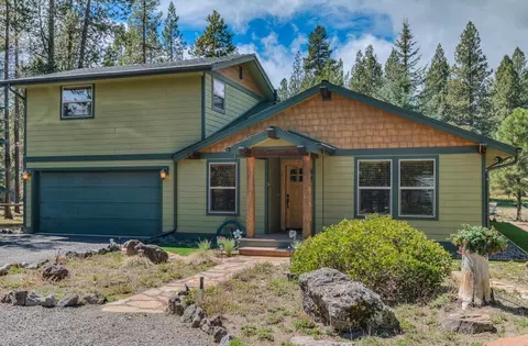 17211 Merganser Dr, Bend, OR 97707