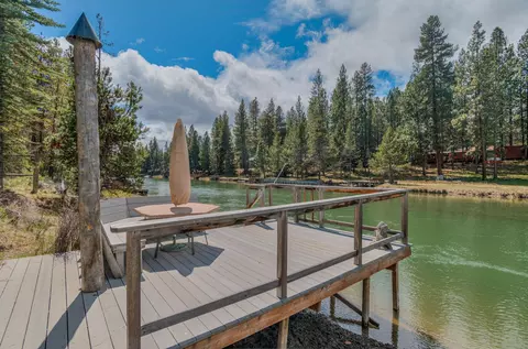 Exterior - 17211 Merganser Dr, Bend, OR 97707 photo 4 of 17