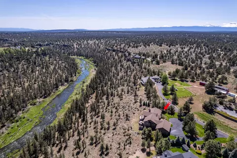 2660 Cliff Hawk Ct, Redmond, OR 97756