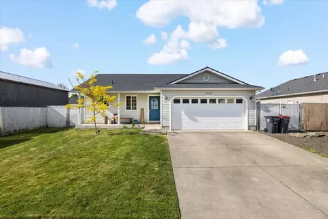 3853 Avenue E, White City, OR 97503