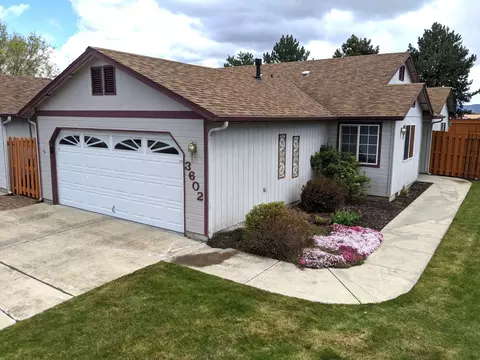 3602 SW Bobby Jones Ct, Redmond, OR 97756