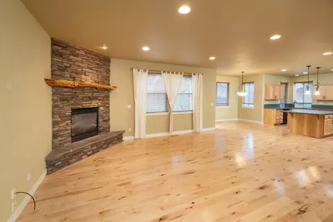 19932 Brass Dr, Bend, OR 97702 photo 5