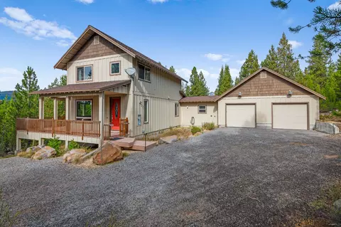 19111 Springfield Ct, Crescent Lake, OR 97733