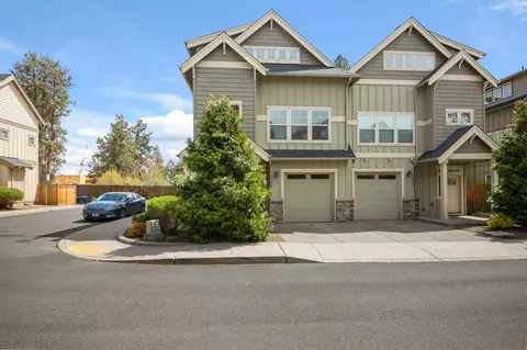 1044 SE Leonel Ln, Bend, OR 97702 photo 27