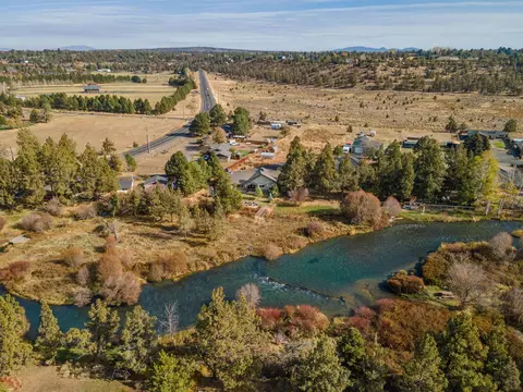 64738 Otter Run Ln, Bend, OR 97703 photo 25