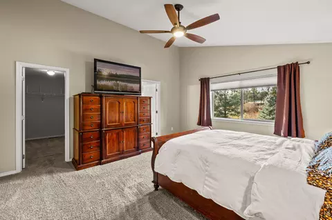 64738 Otter Run Ln, Bend, OR 97703 photo 14