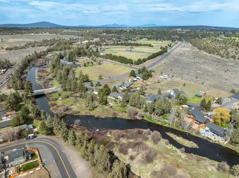 64738 Otter Run Ln, Bend, OR 97703 photo 32