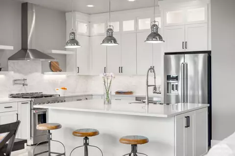 Kitchen - 1963 Condor Ct, Redmond, OR 97756 photo 1 of 5
