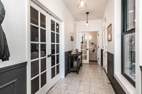 Entry Way - 62625 Erickson Rd, Bend, OR 97701 photo 3 of 6