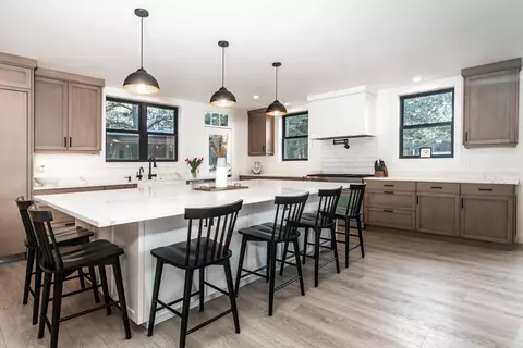Kitchen - 62625 Erickson Rd, Bend, OR 97701 photo 1 of 10