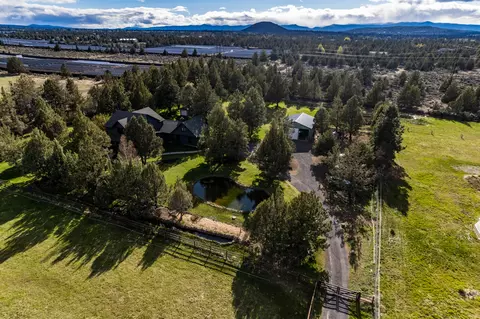 View/Area - 62625 Erickson Rd, Bend, OR 97701 photo 1 of 7