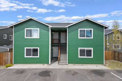 1611 SW Salmon Avenue Apt 1611 1613 1615 1617 Ave #1611, 1613, 1615, 1617, Redmond, OR 97756