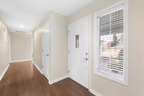 3040 Ruby Dr, Medford, OR 97504 photo 5
