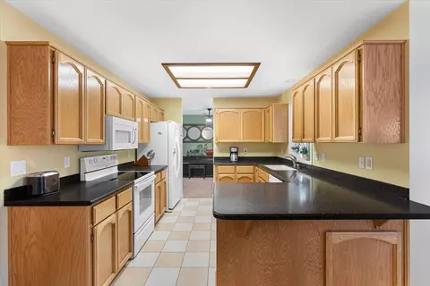 3040 Ruby Dr, Medford, OR 97504 photo 13